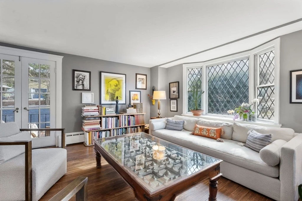 Photo of 12 Wareland Rd