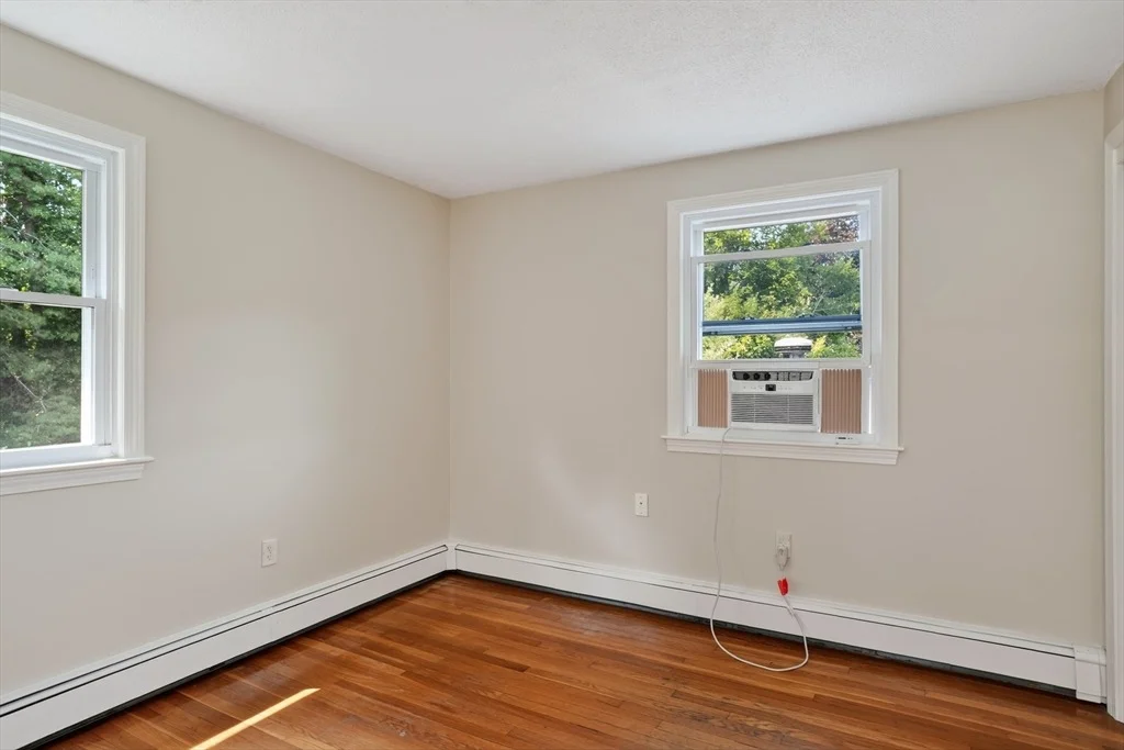 Photo of 18 Harrington Rd