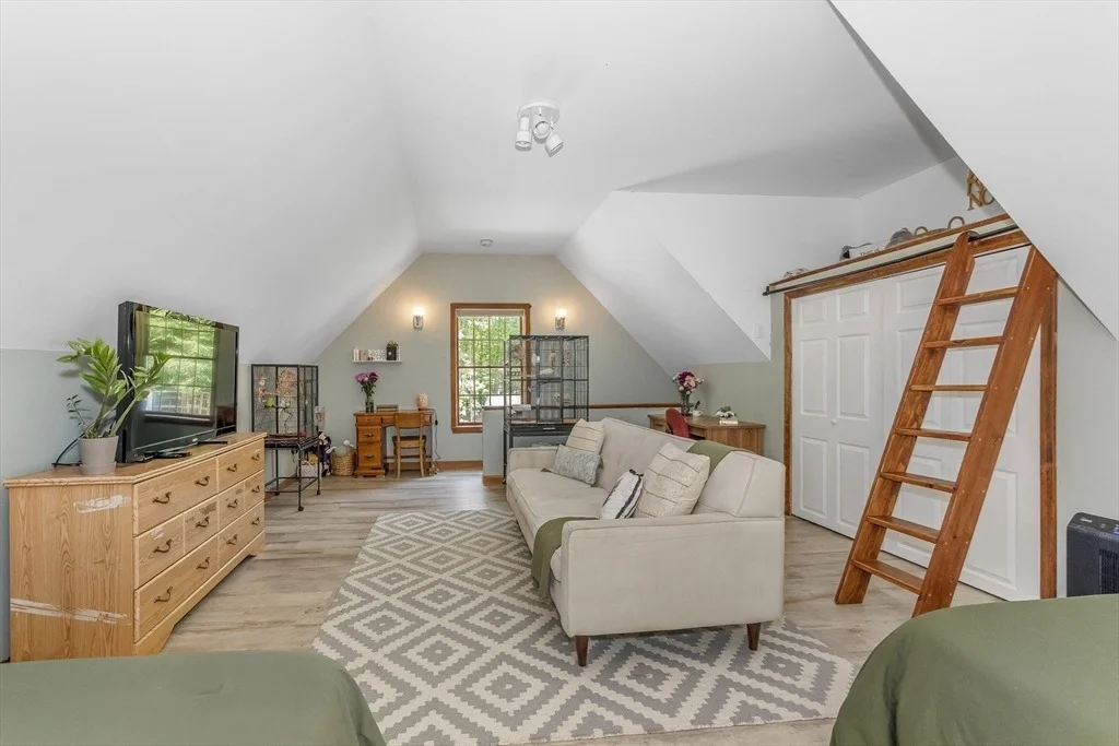 Photo of 43 Groton Road