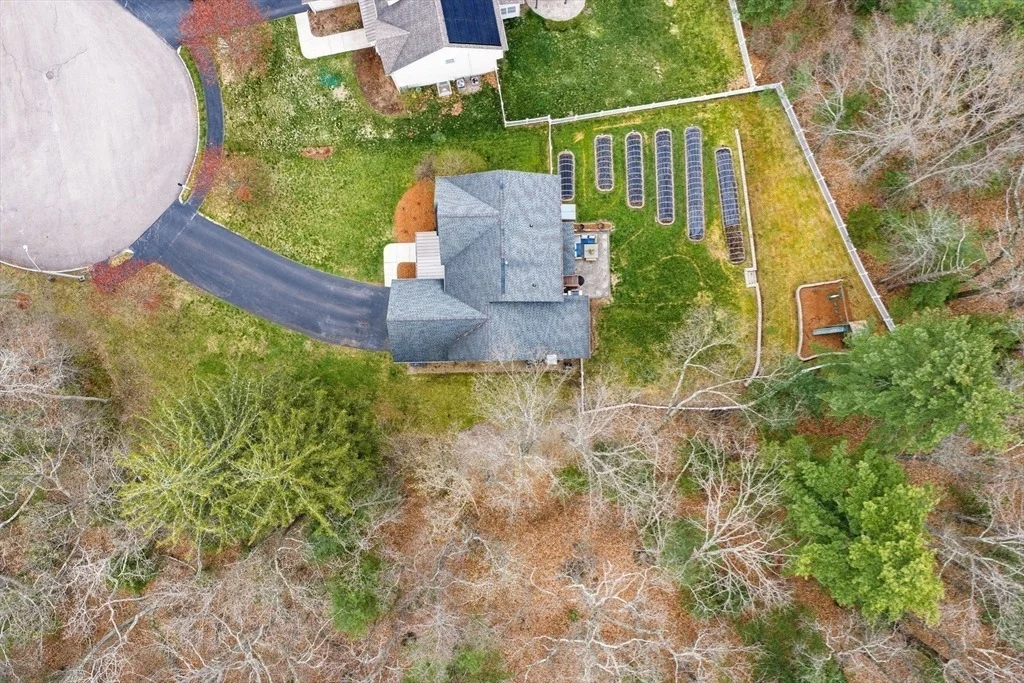 Photo of 16 York Cir