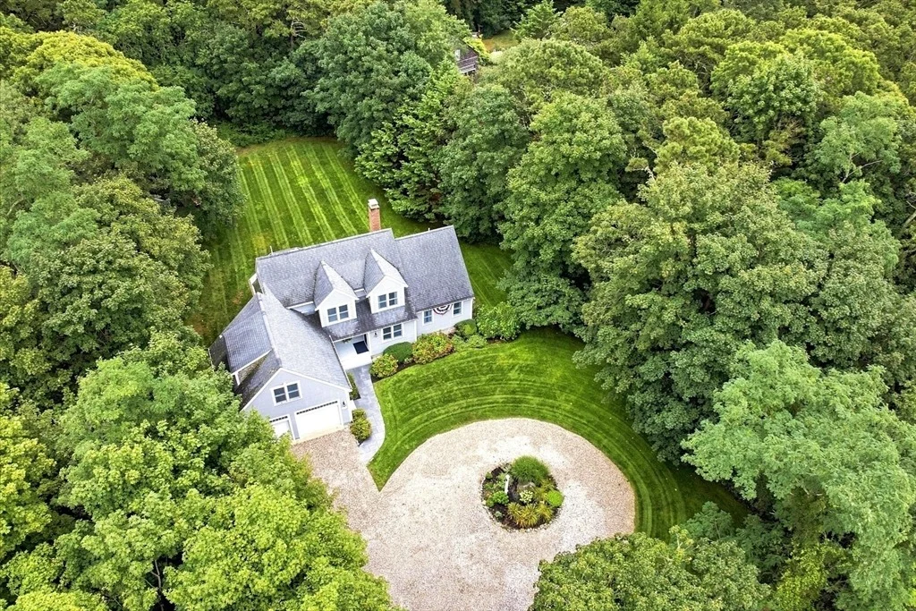 Photo of 575 Harwich Rd