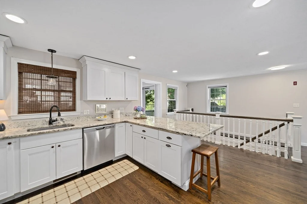 Photo of 33 Bartlett Rd