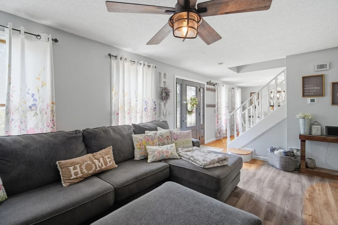 Photo of 19 Stephanie Cir