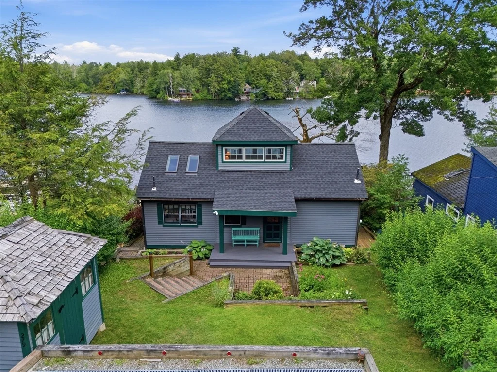 Photo of 279 Old Pond Rd