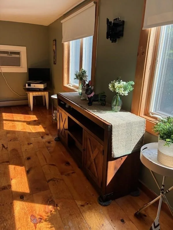 Photo of 15 Lake View Dr