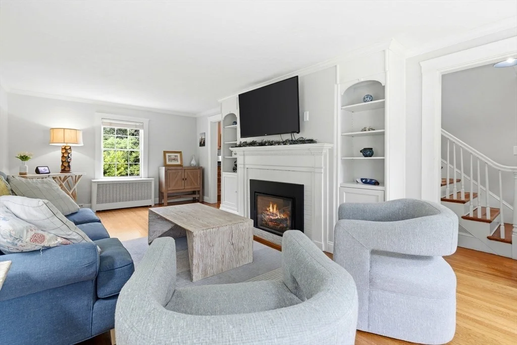 Photo of 221 Central St