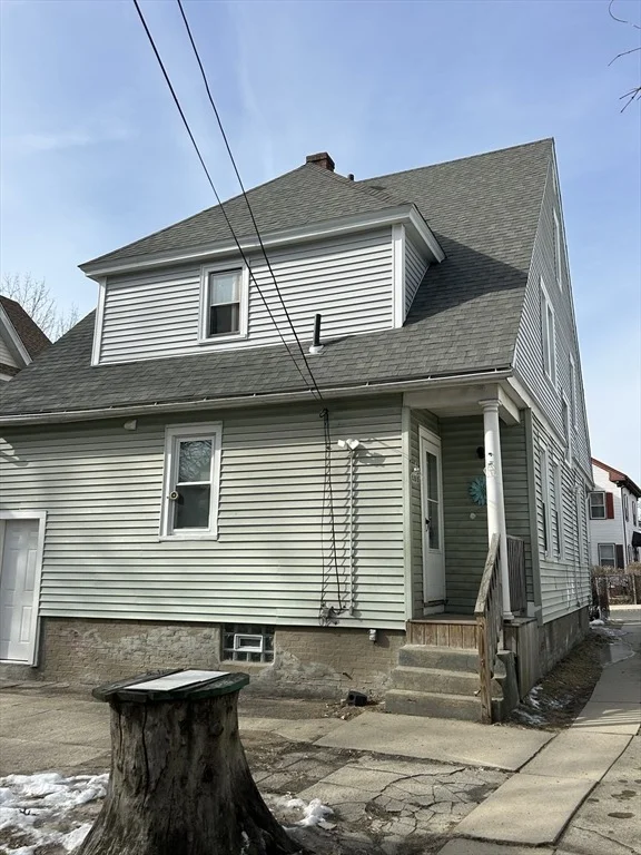 Photo of 26 Greenacre Sq