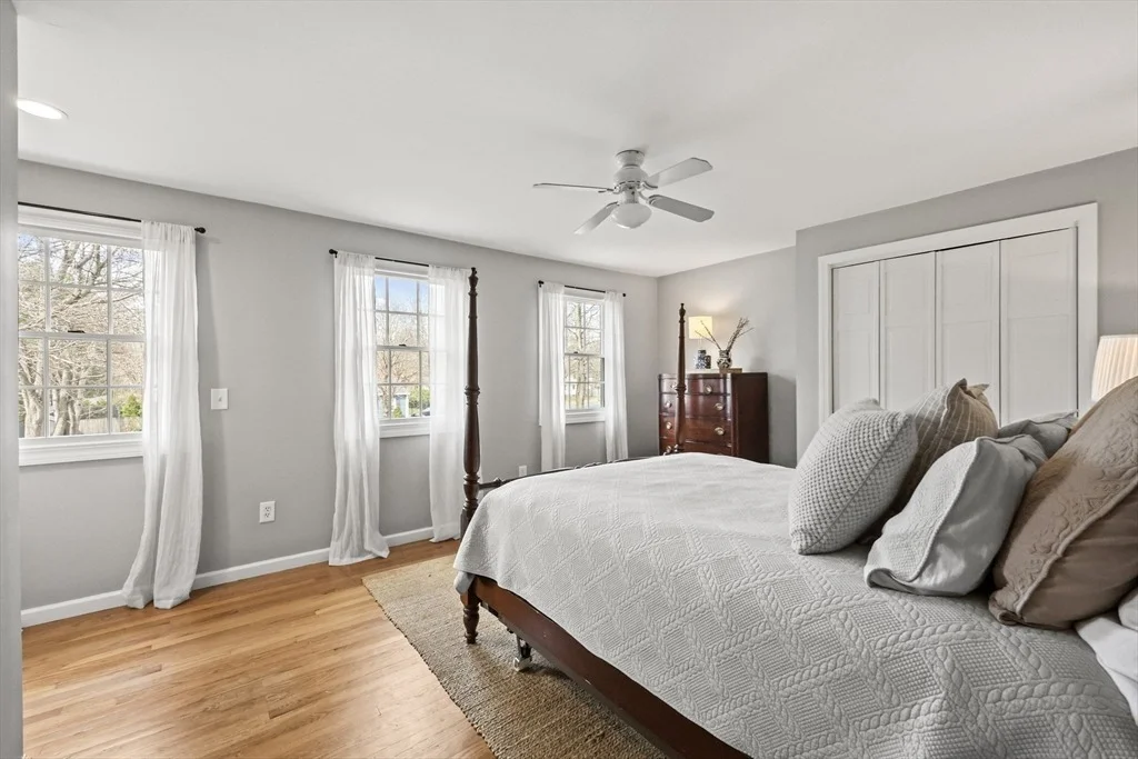 Photo of 9 Metacomet Road