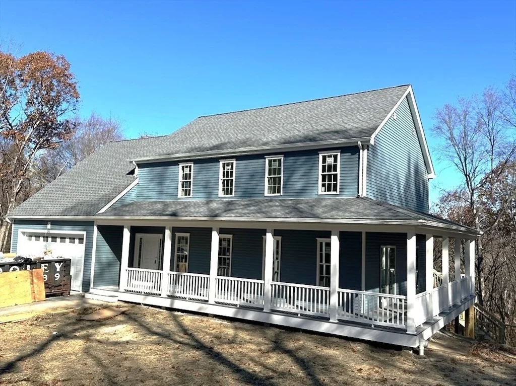 Photo of 295 Crownshield Ave