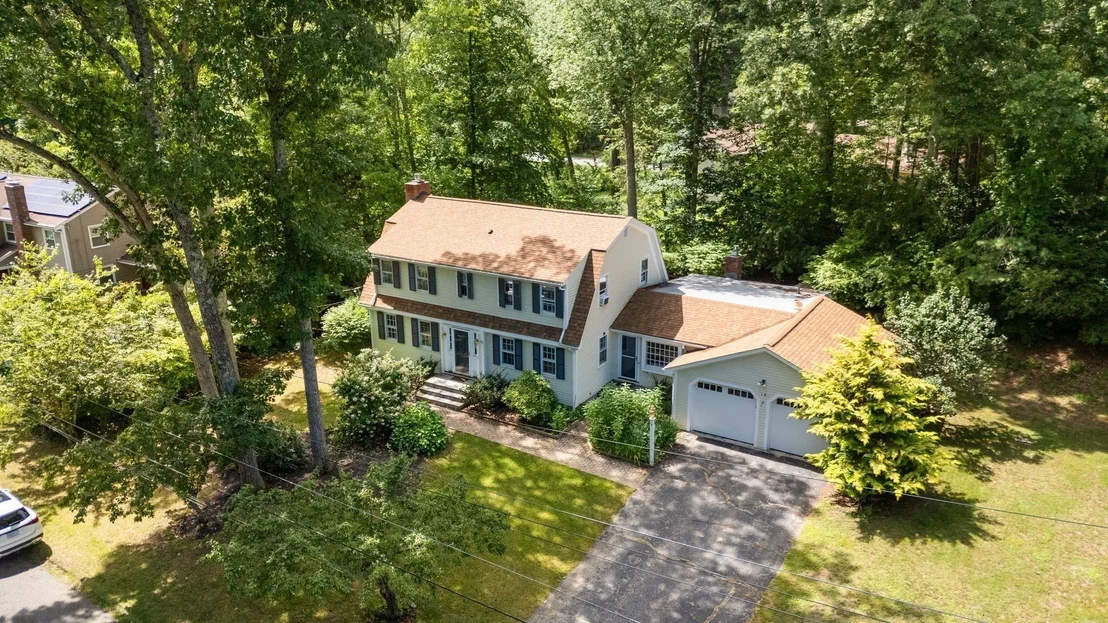 Photo of 14 Thoreau Rd