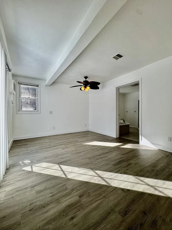 Photo of 109 Forest Rd