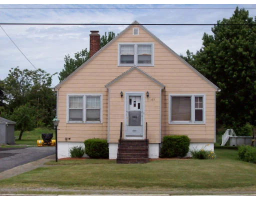 Photo of 165 Plantation St