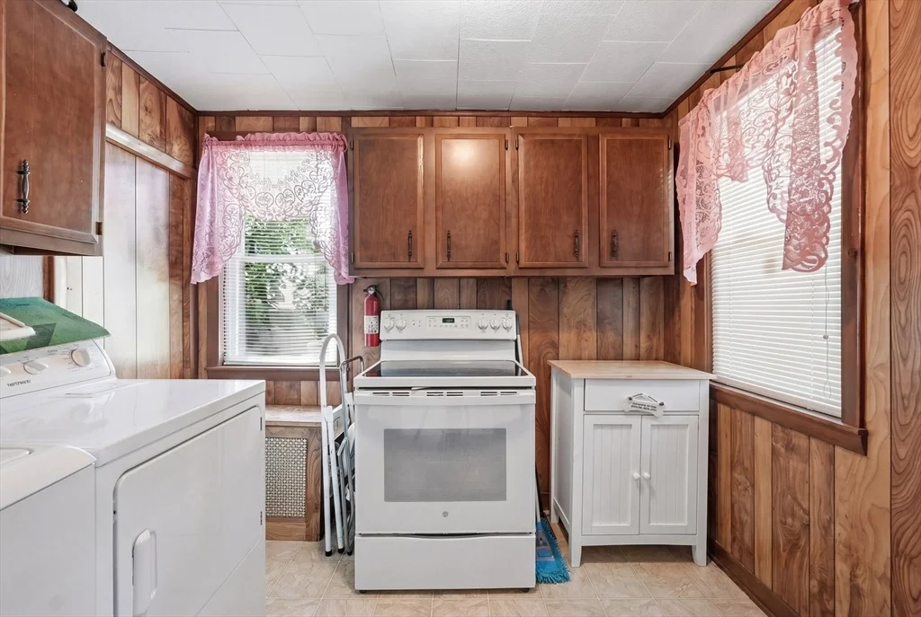 Photo of 20 Lamar Ave