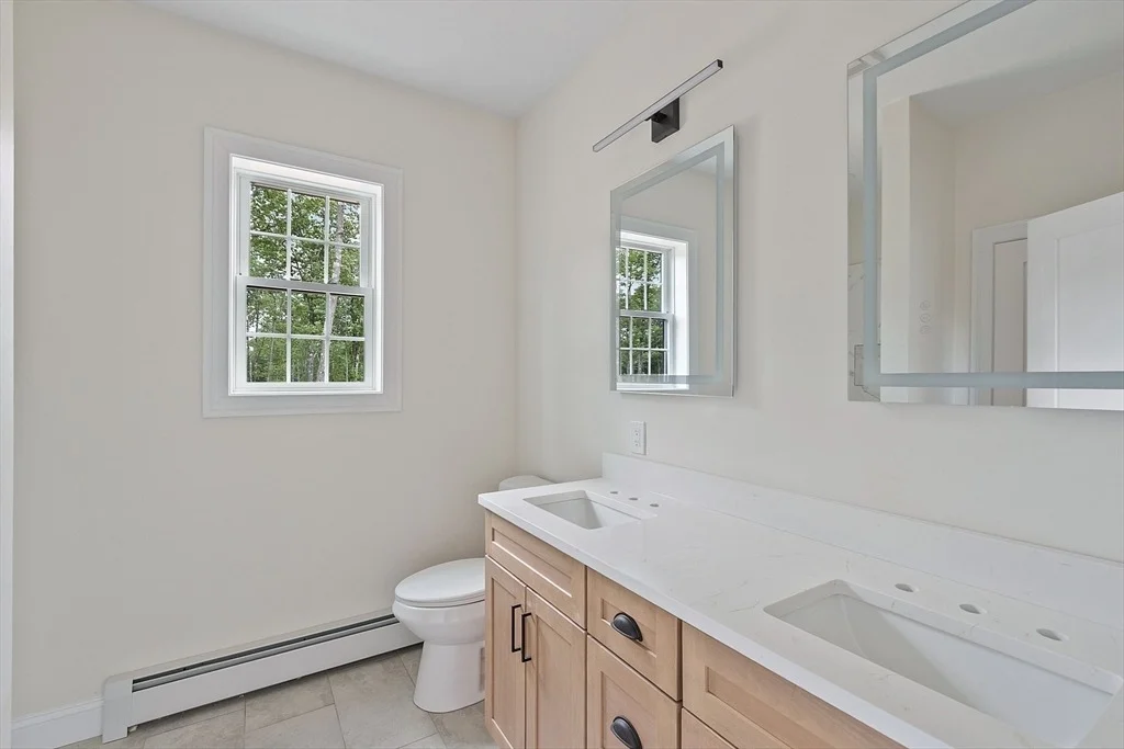 Photo of 315 Athol Rd