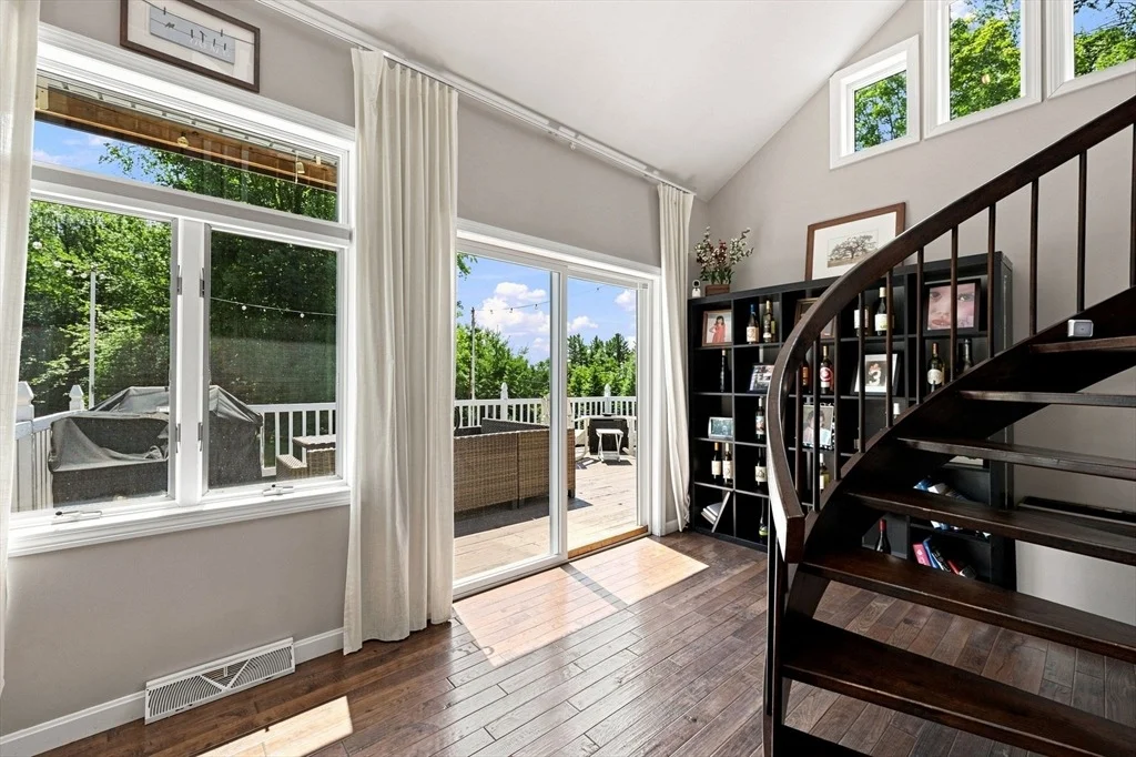 Photo of 11 Pineridge Rd