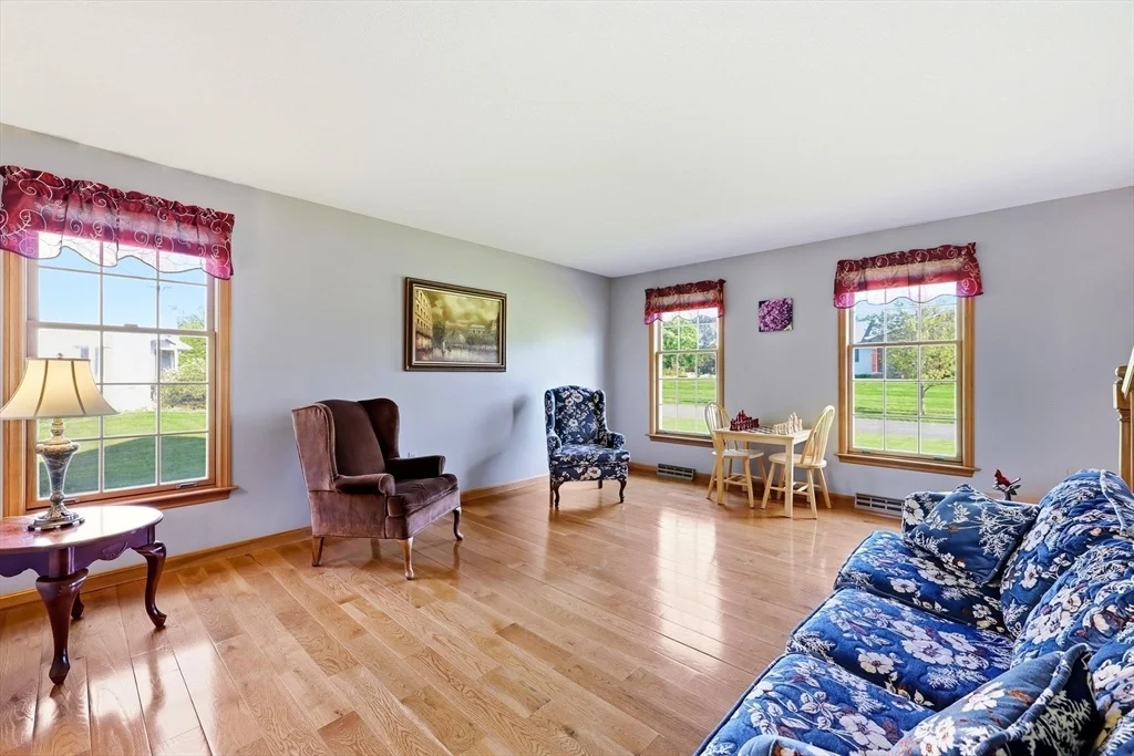 Photo of 17 Wildflower Cir