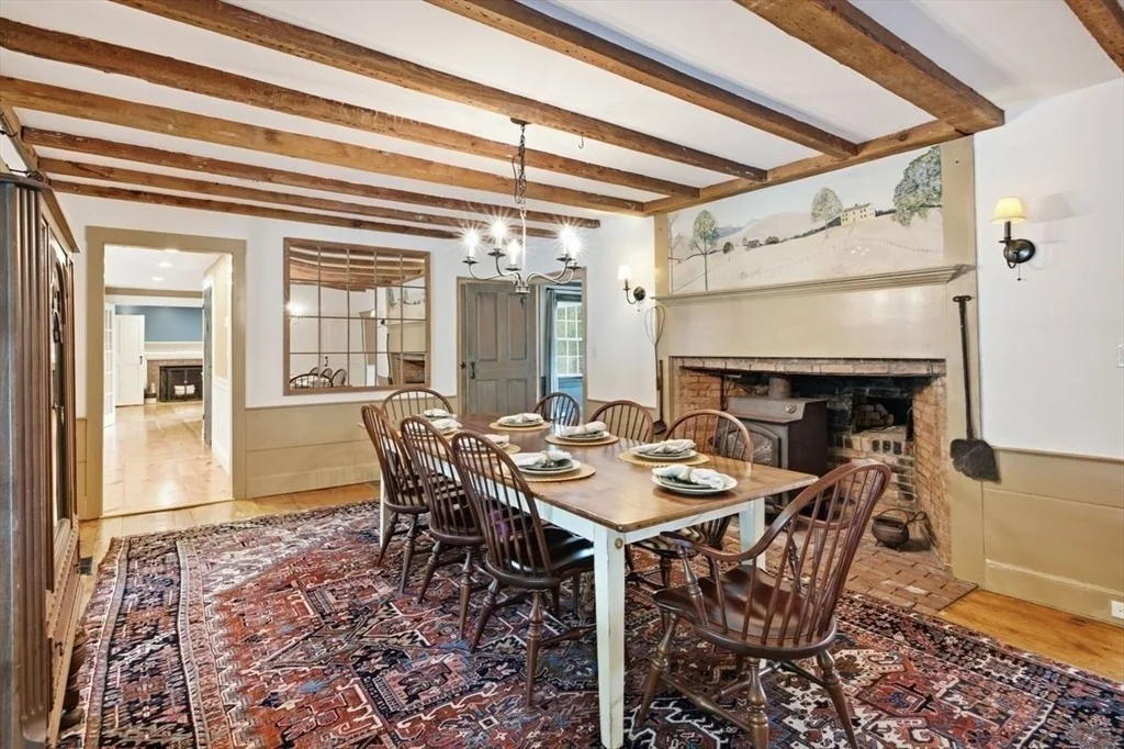 Photo of 338 Clapp Road