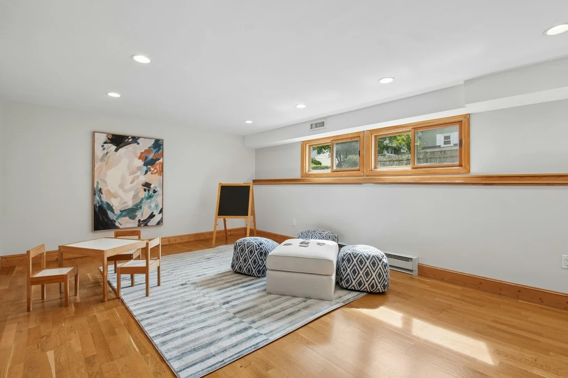 Photo of 22 Westlund Rd