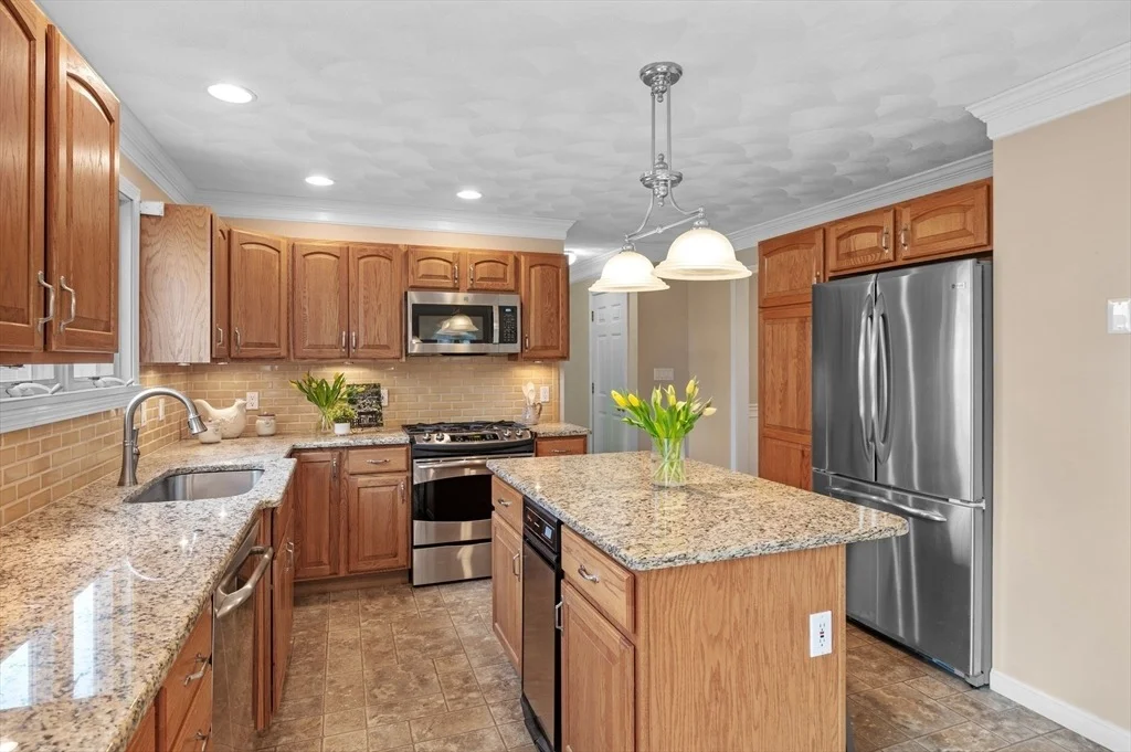 Photo of 7 Hilltop Drive