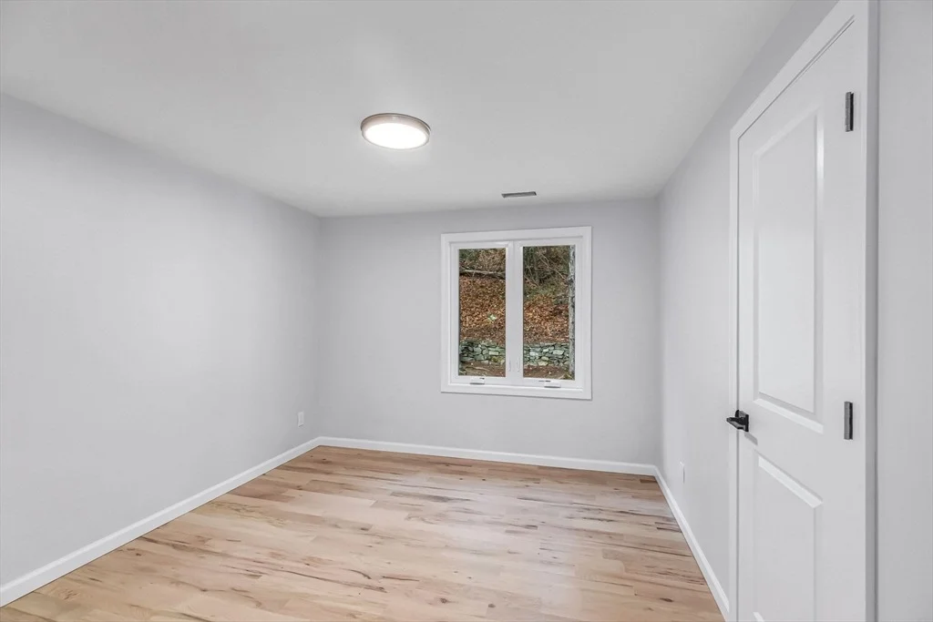 Photo of 143 James St