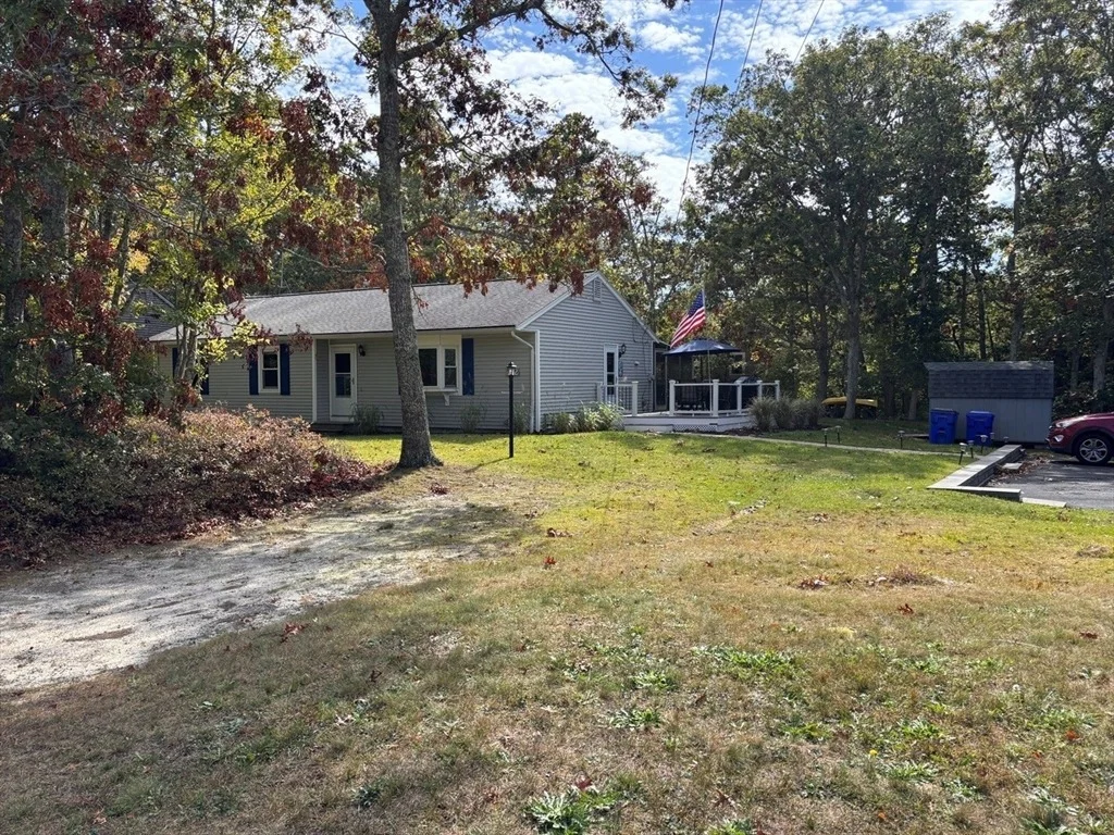 Photo of 112 Clay Pond Rd