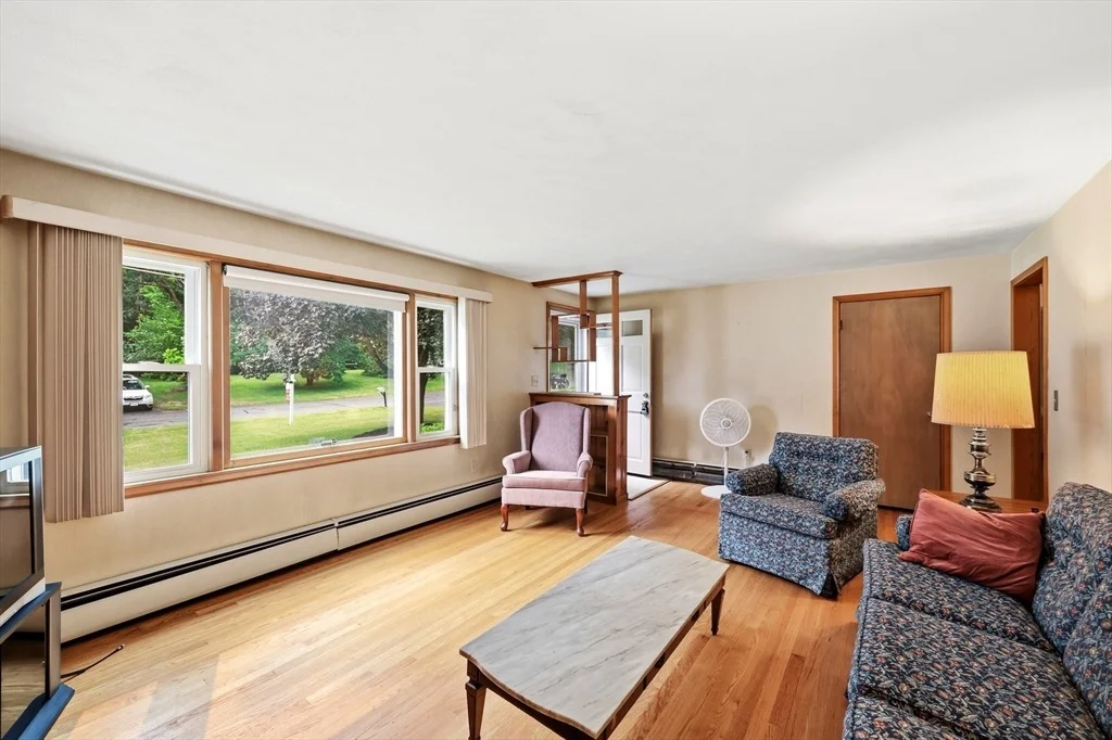 Photo of 214 Forest Hills Rd