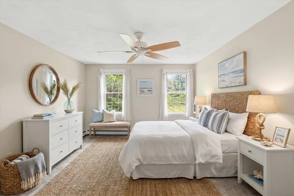 Photo of 32 Millfarm Dr