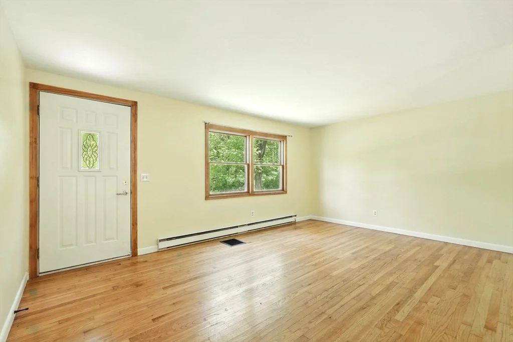 Photo of 161 Farmington Rd