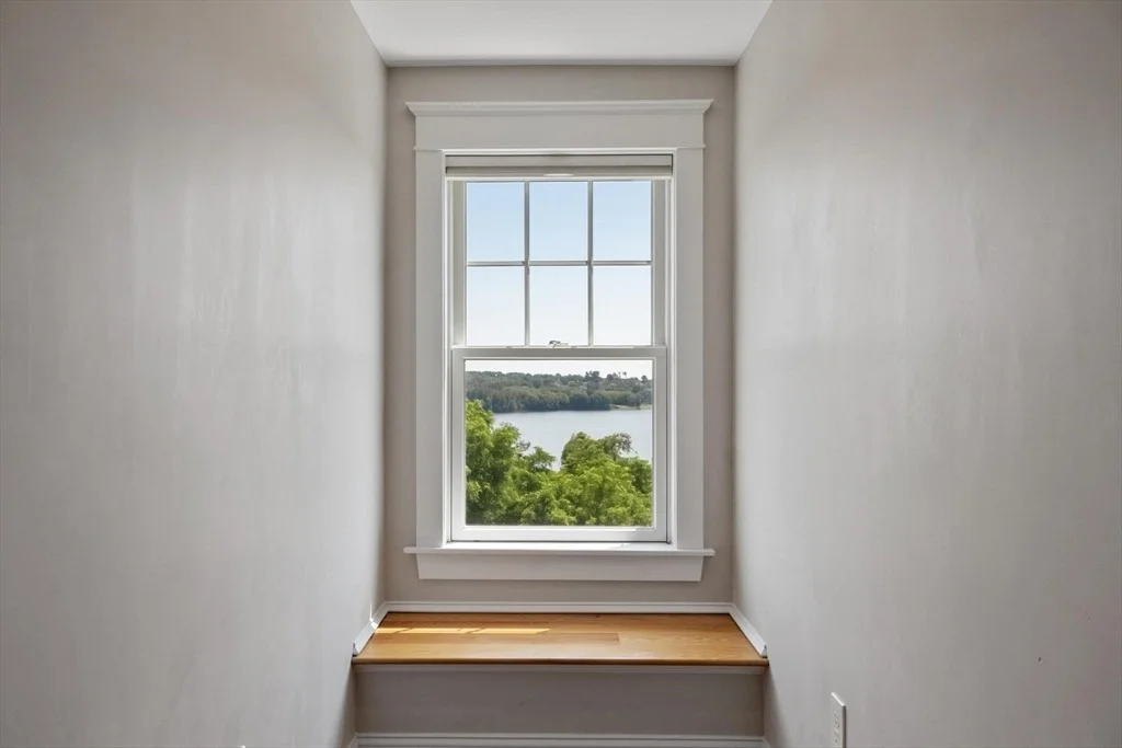 Photo of 7 Bridle Spur Ln