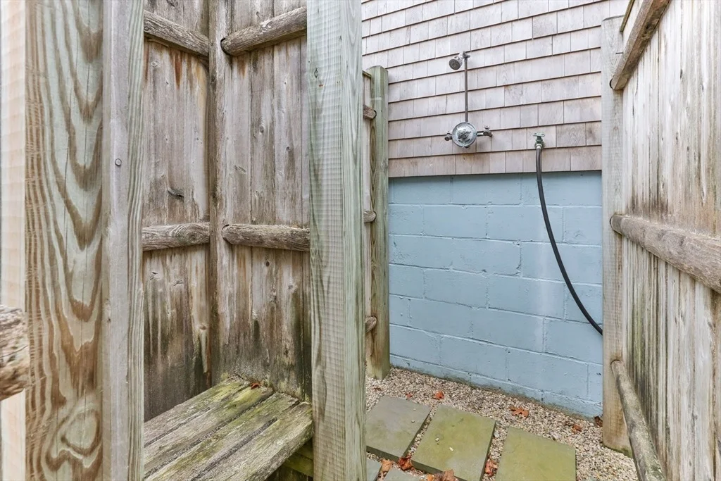 Photo of 123 Tower Hill Rd