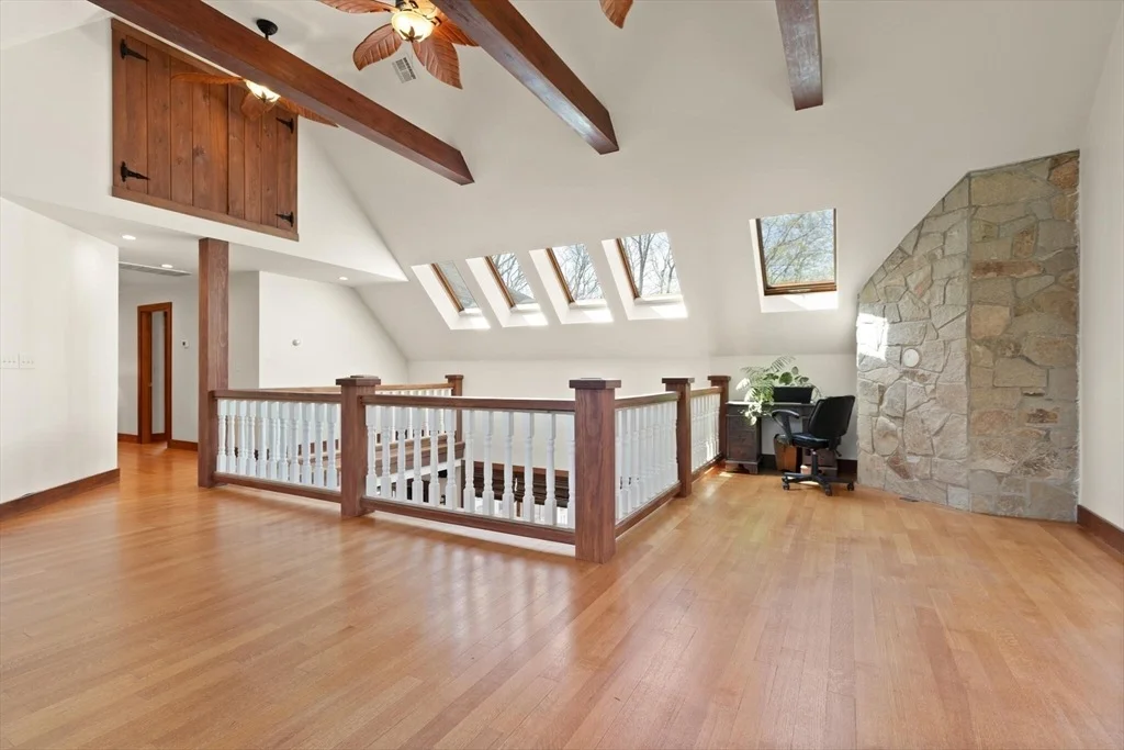 Photo of 28 Boathouse Ln