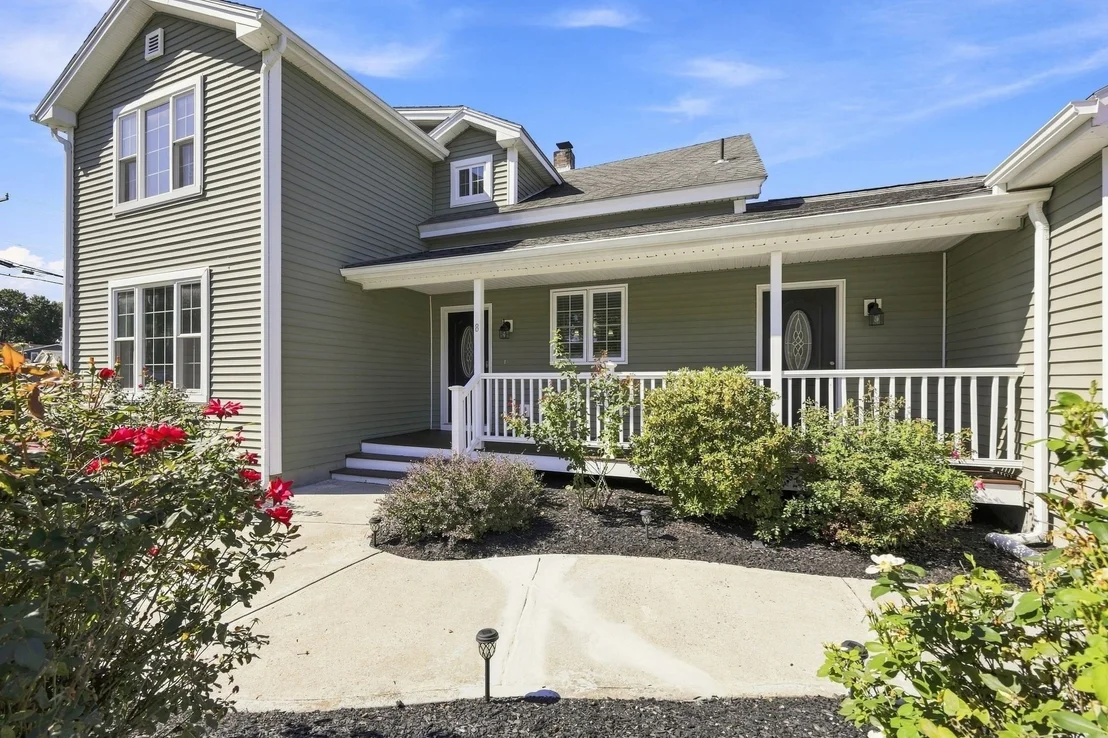 Photo of 8 Caddyshack Dr