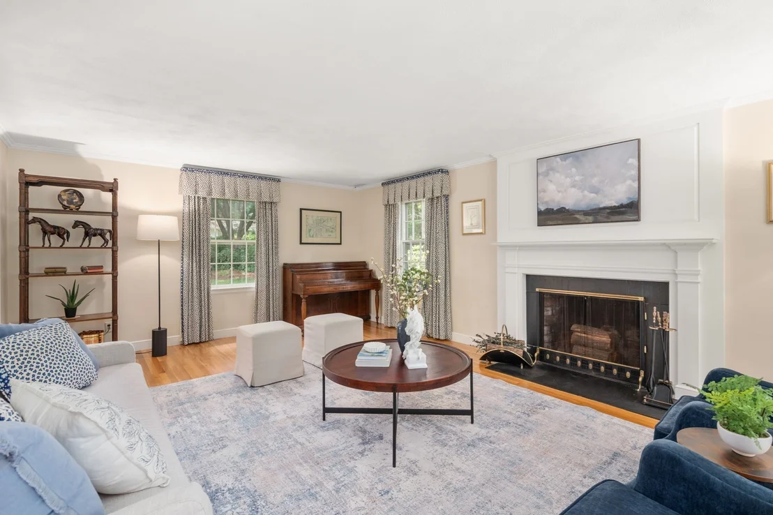 Photo of 112 Thunder Rd