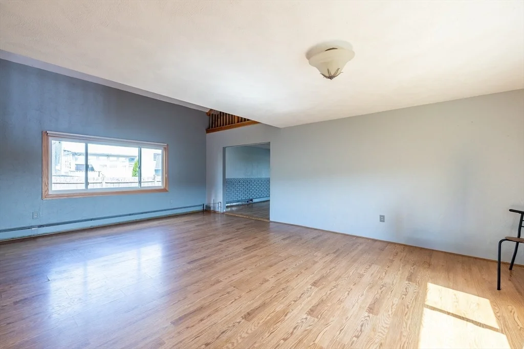 Photo of 28 Naples Ave