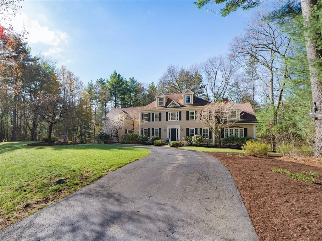 Photo of 1 Chestnut Ln