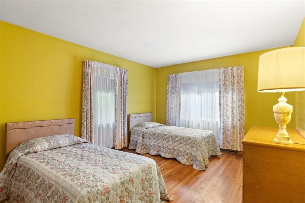 Photo of 27 Juniper St