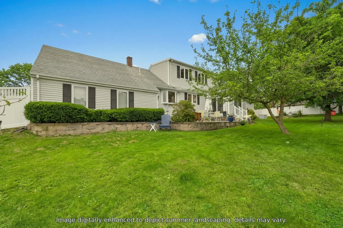 Photo of 7 Oxford Dr