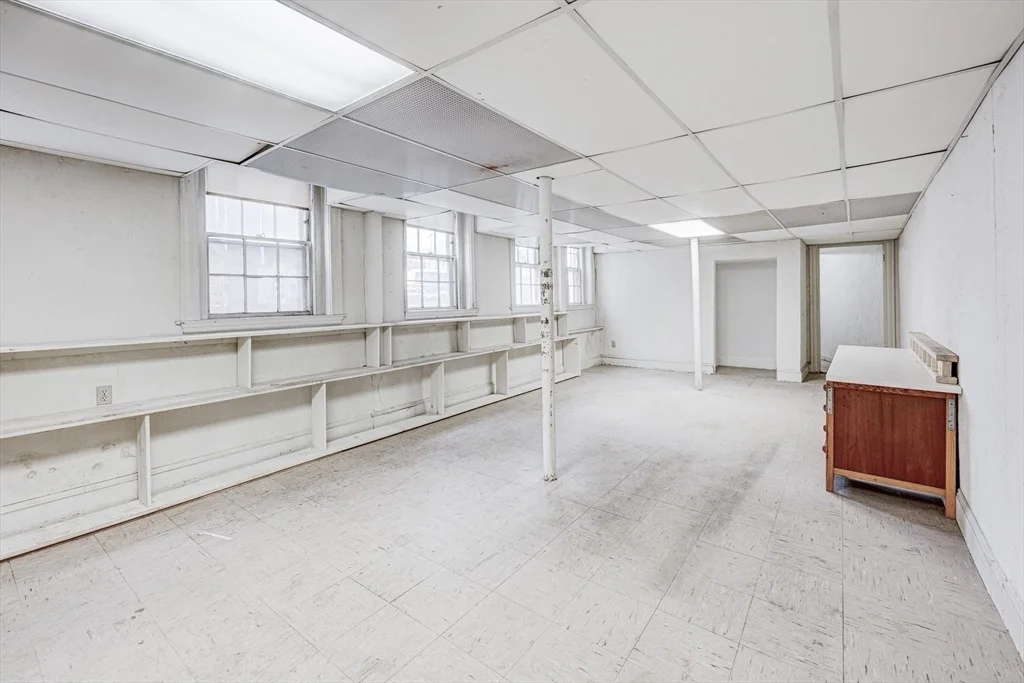 Photo of Unit 1 at 9 Clinton  Path