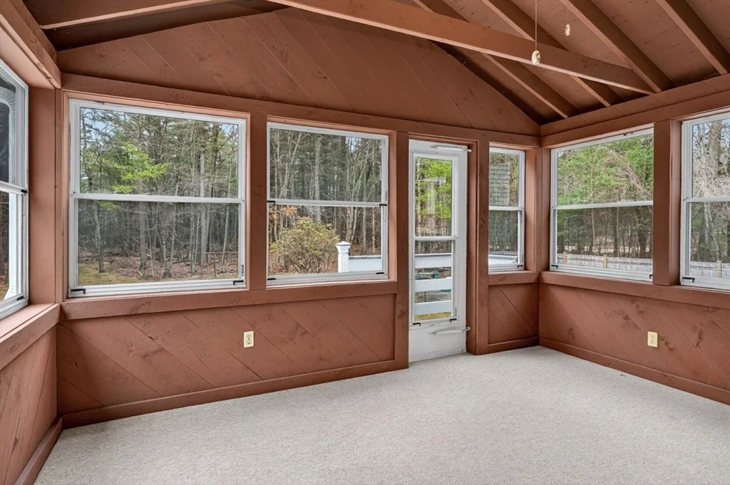 Photo of 79 Taylor Rd