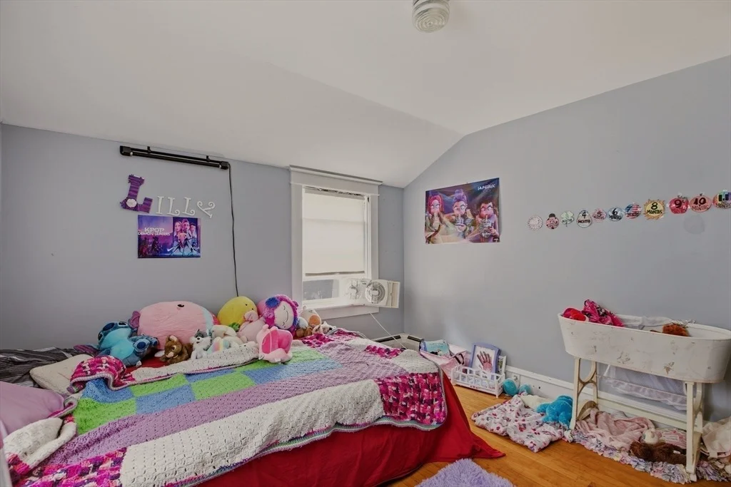 Photo of 283 Montgomery St