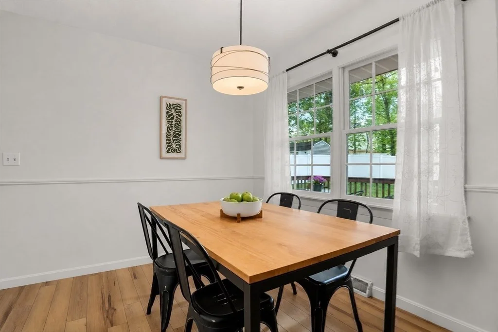 Photo of 30 Vinal St