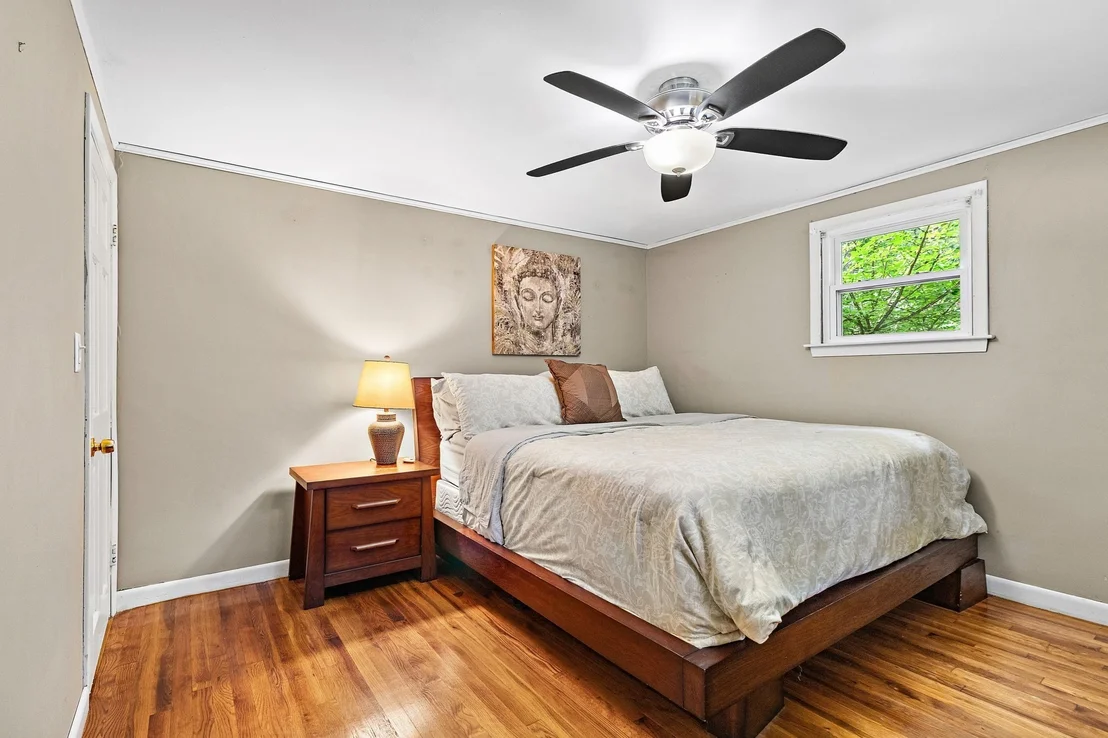 Photo of 266 Harvard Road