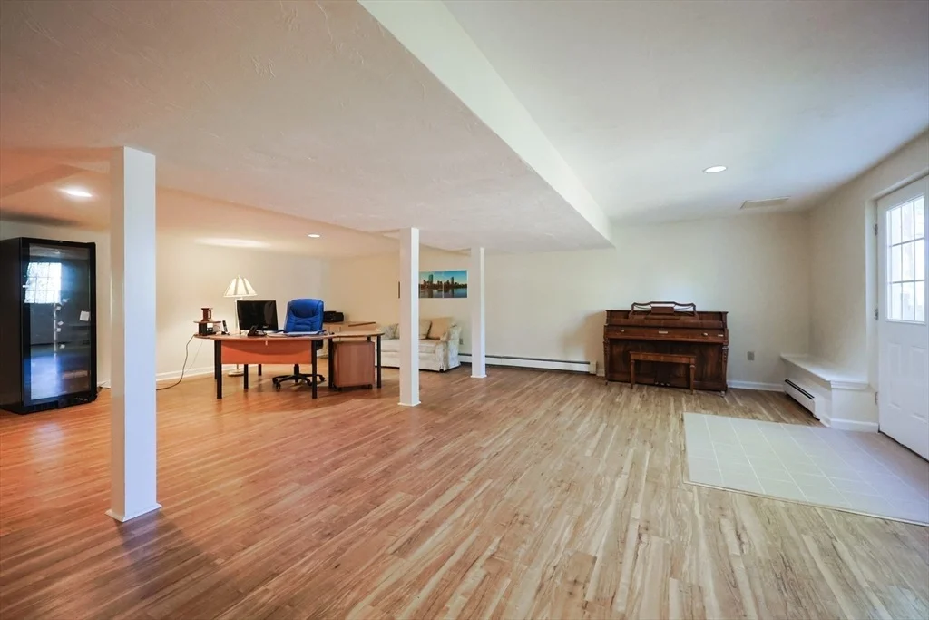 Photo of 8 Fieldstone Lane