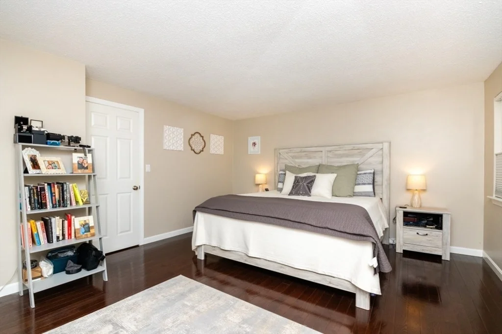 Photo of Unit F at 3 Beals Cove