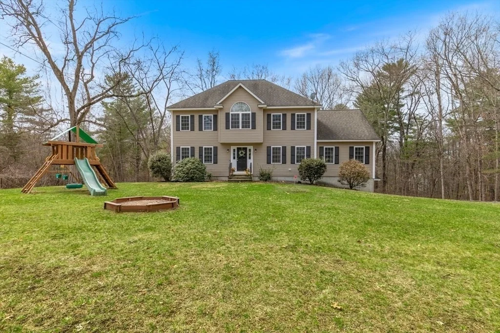 Photo of 380 Richardson Road