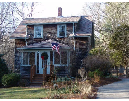 Photo of 447 Cushing Street