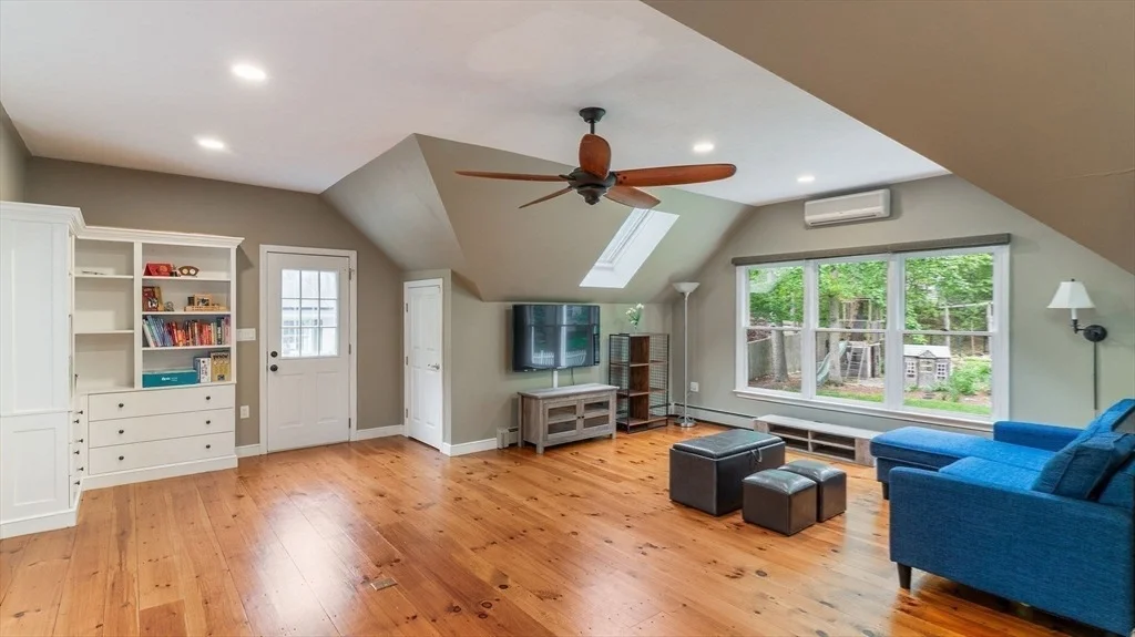 Photo of 142 Baker St