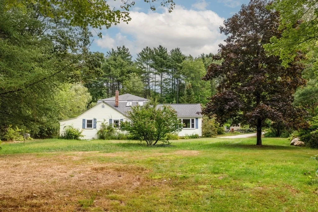 Photo of 343 Lake Road