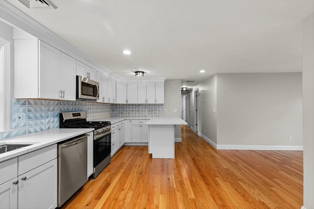 Photo of 315 Blackthorn Rd