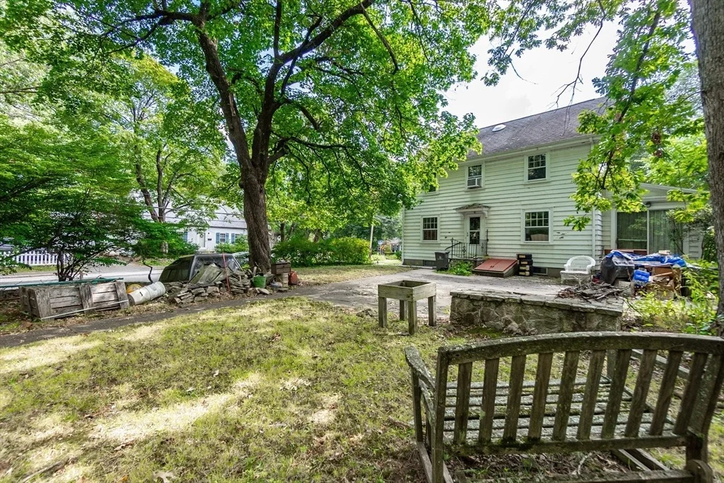 Photo of 108 Warren Rd